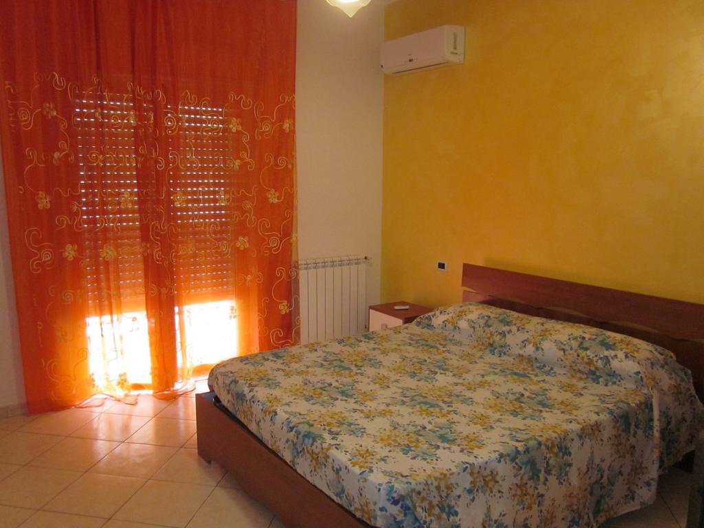 Appartamento Vallone Petrara Reggio di Calabria Rum bild