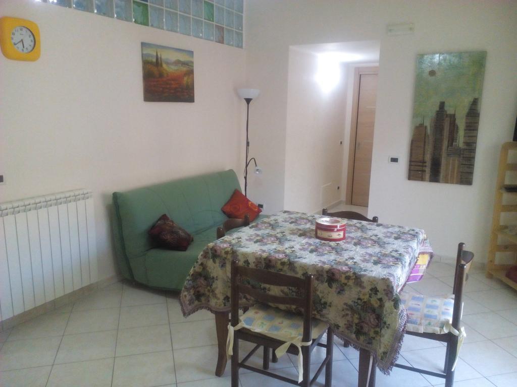 Appartamento Vallone Petrara Reggio di Calabria Rum bild